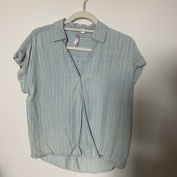 STRIPED TOP - Picture 1 of 3